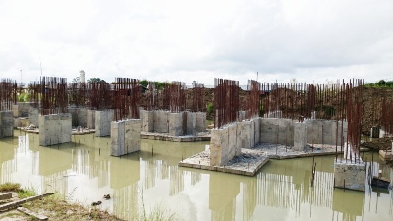 ミャンマー 企業 施工 現場 見学 視察 新築 工事 ビル 建設 建築 基礎部分